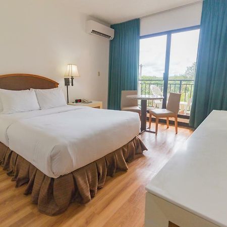 Barrigada Surestay By Best Western Guam Airport מראה חיצוני תמונה